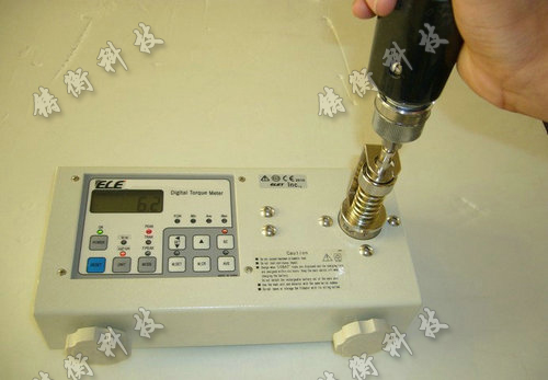 ����Ť����