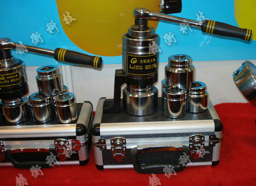  Ť�����ֱ�����ͼƬ