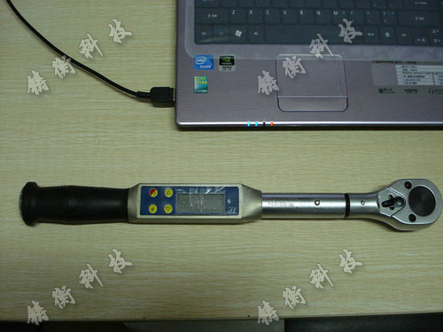 ����Ť������