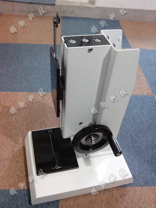 �ֶ���ʽ����̨ͼƬ