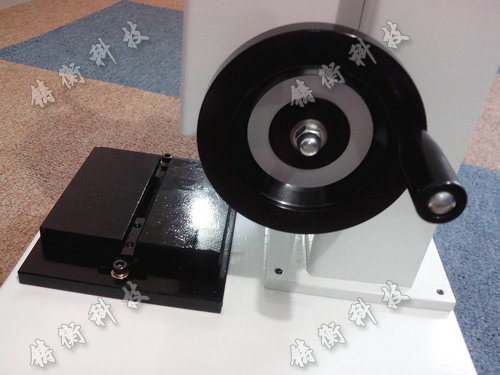 �ֶ���ʽ����̨ͼƬ