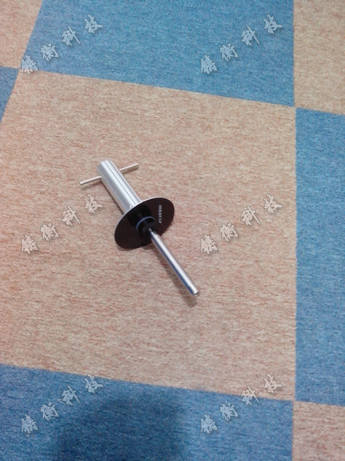 ����Ť������