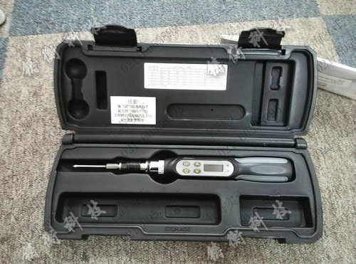 ����Ť������